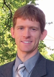 Un portrait de M. William L. Daniel.